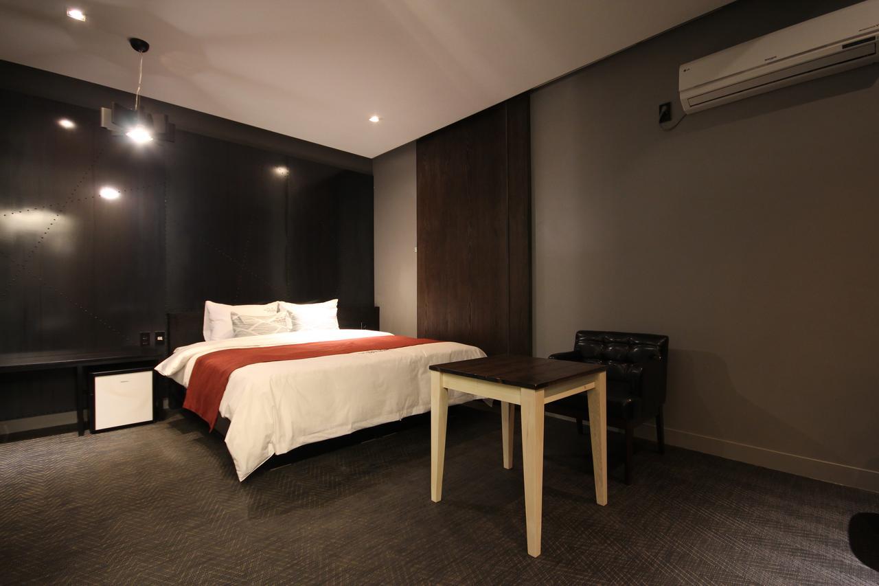 The Club Hotel Seomyeon Busan Ngoại thất bức ảnh