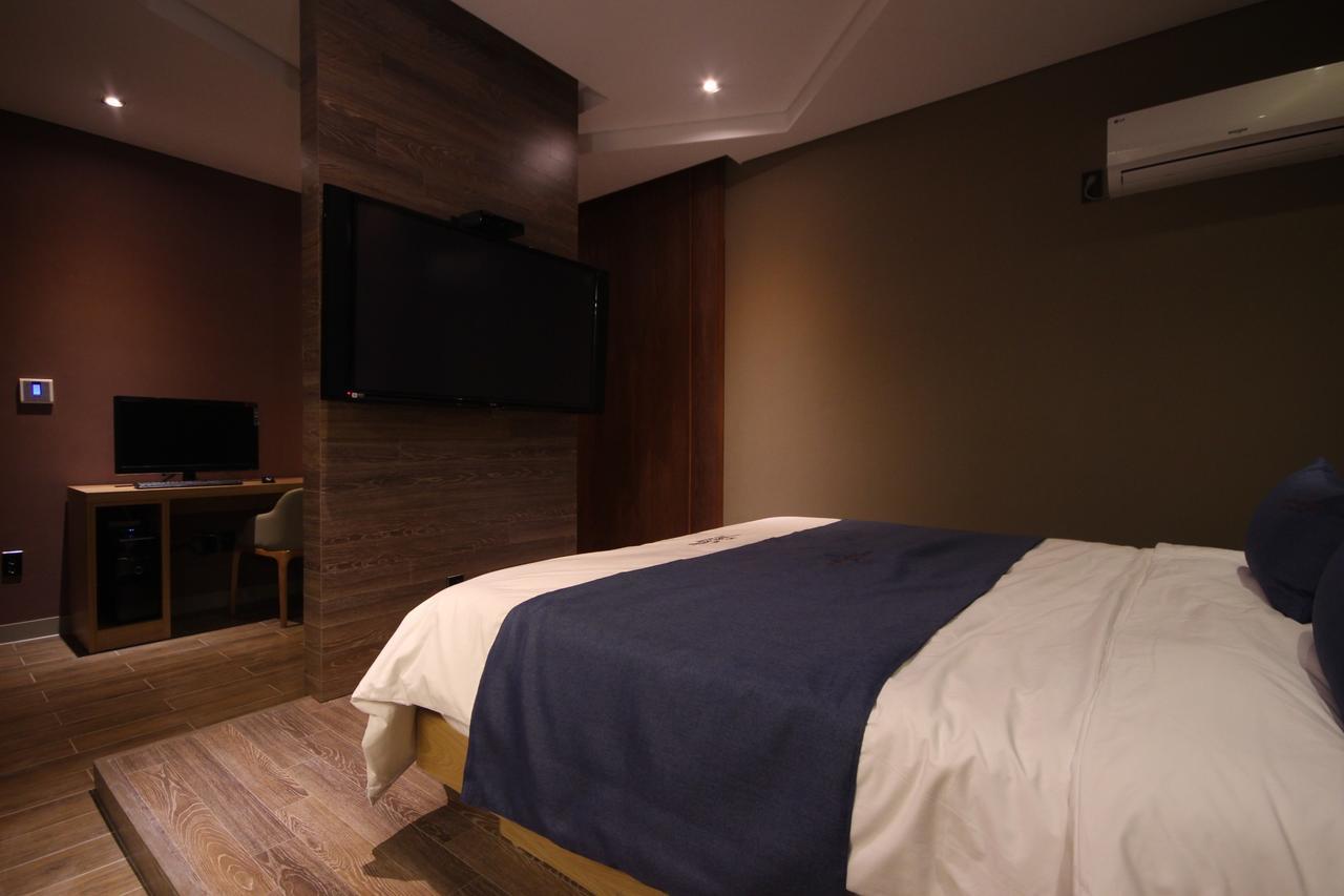 The Club Hotel Seomyeon Busan Ngoại thất bức ảnh