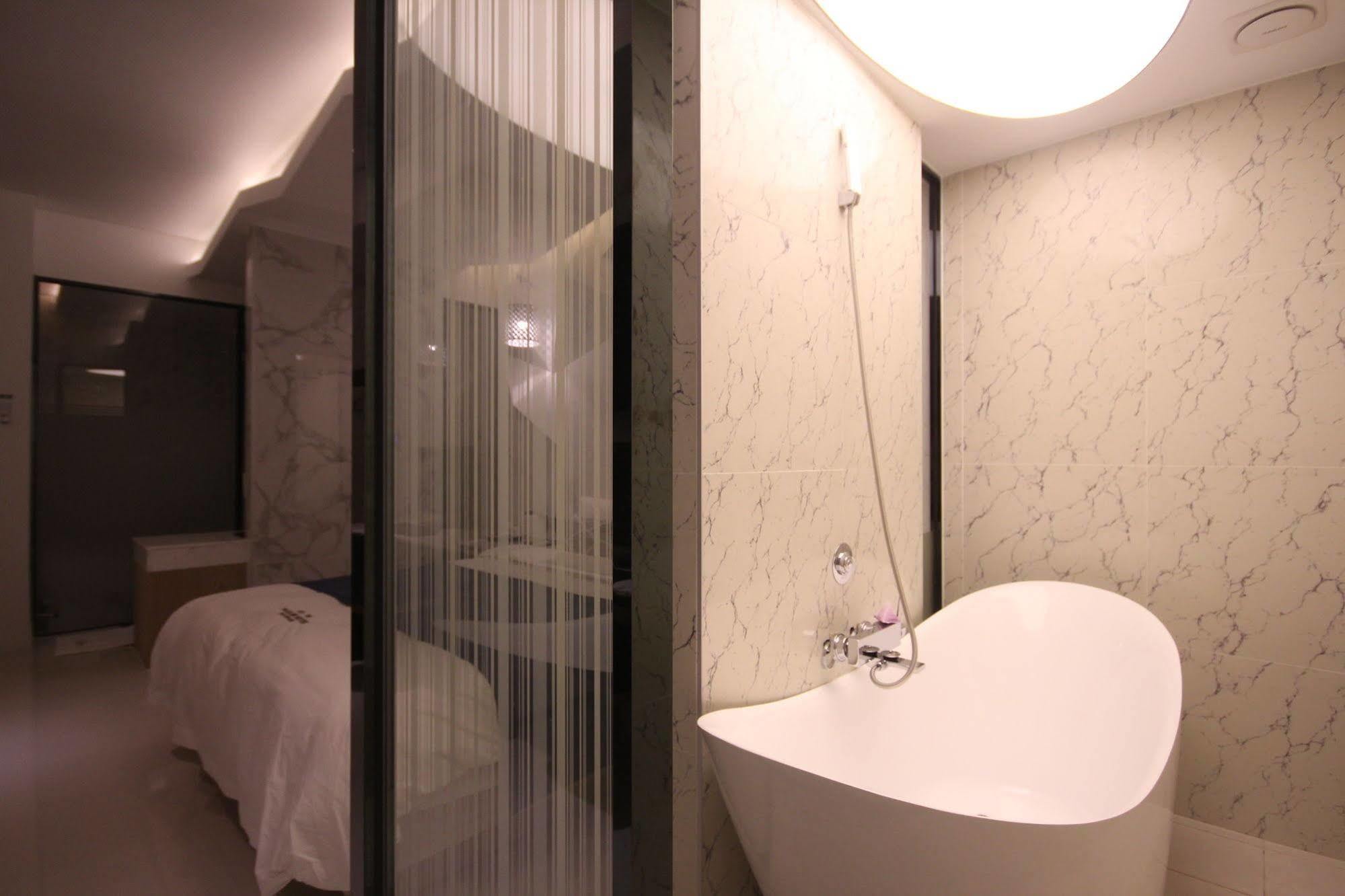 The Club Hotel Seomyeon Busan Ngoại thất bức ảnh