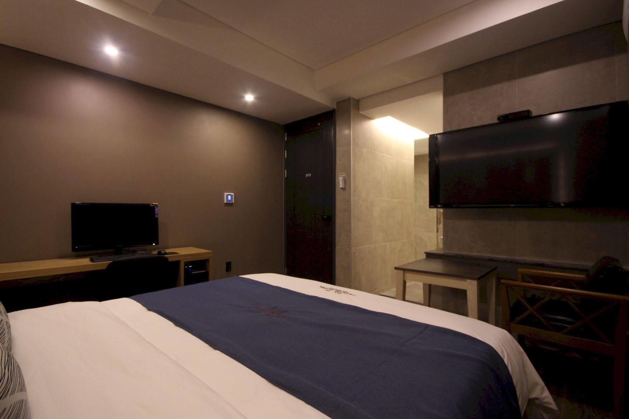 The Club Hotel Seomyeon Busan Ngoại thất bức ảnh